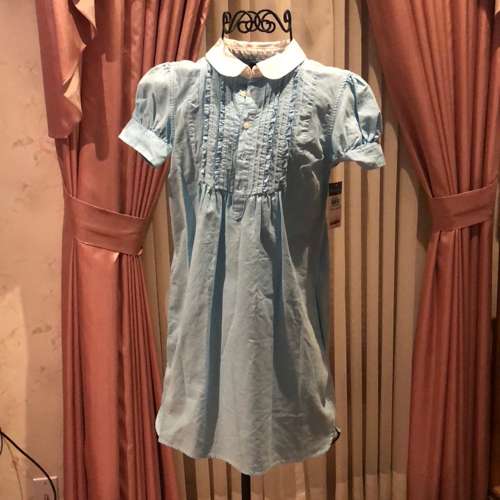 Girl’s dress